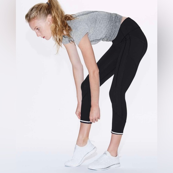 Lululemon All The Right Places Crop II *23" - Picture 4 of 8